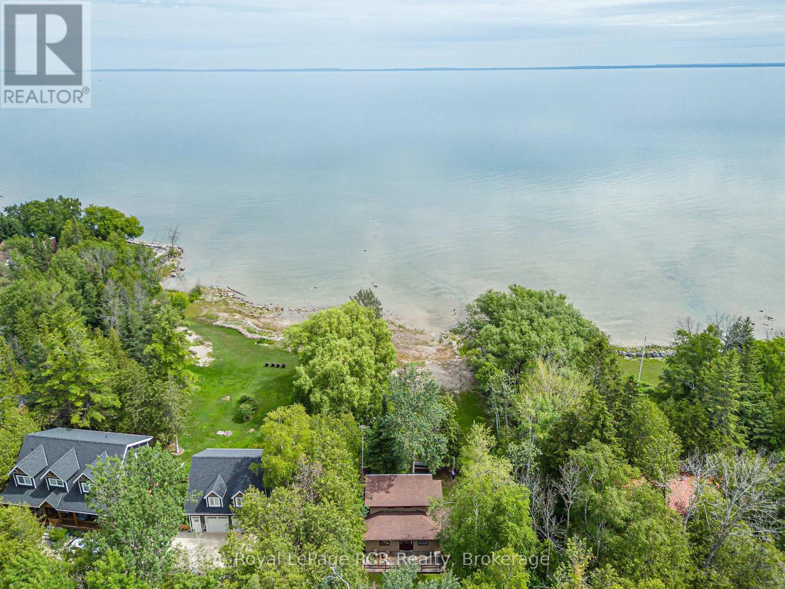 35 GEORGIAN MANOR DRIVE - 39