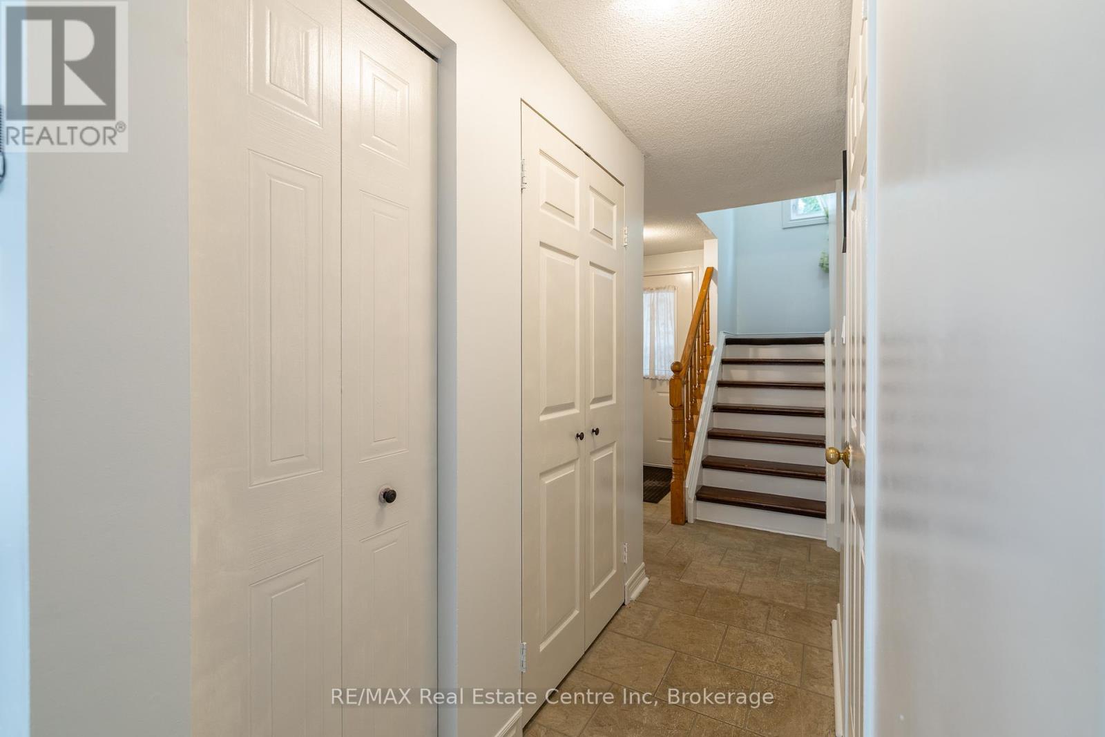 #74 129 VICTORIA ROAD N - 10