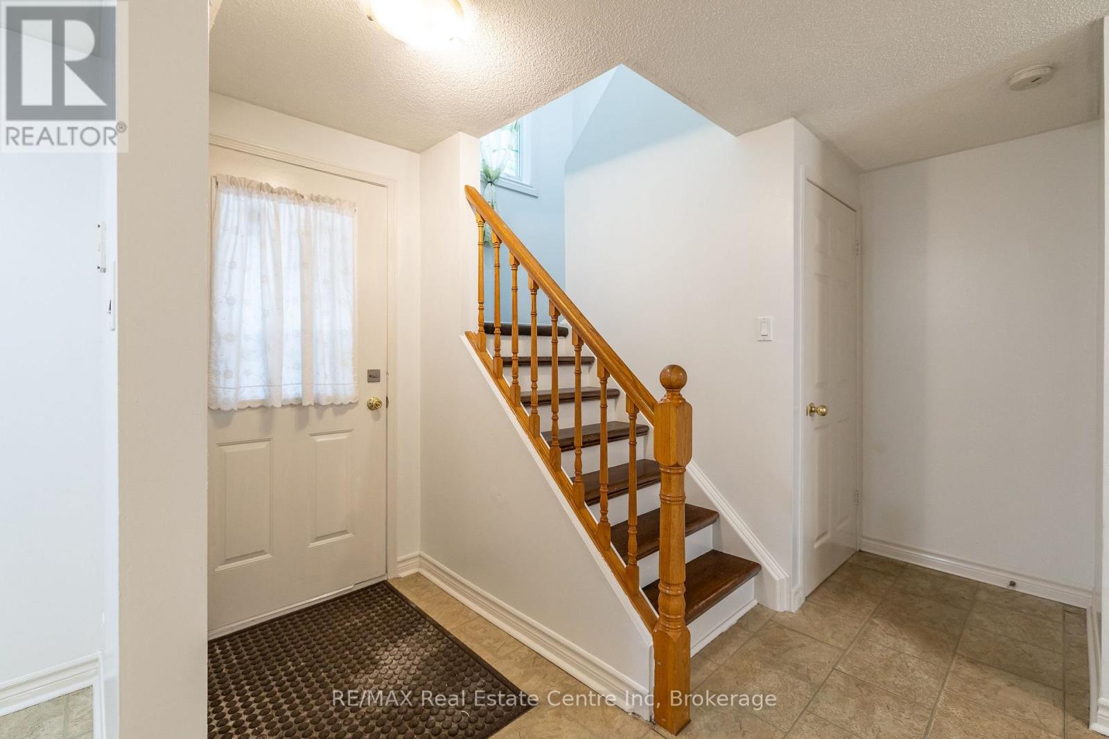 #74 129 VICTORIA ROAD N - 9