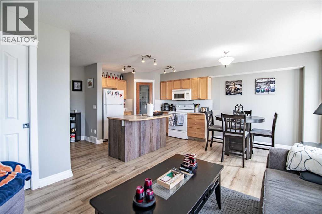 #6 2002 22 Avenue - 6