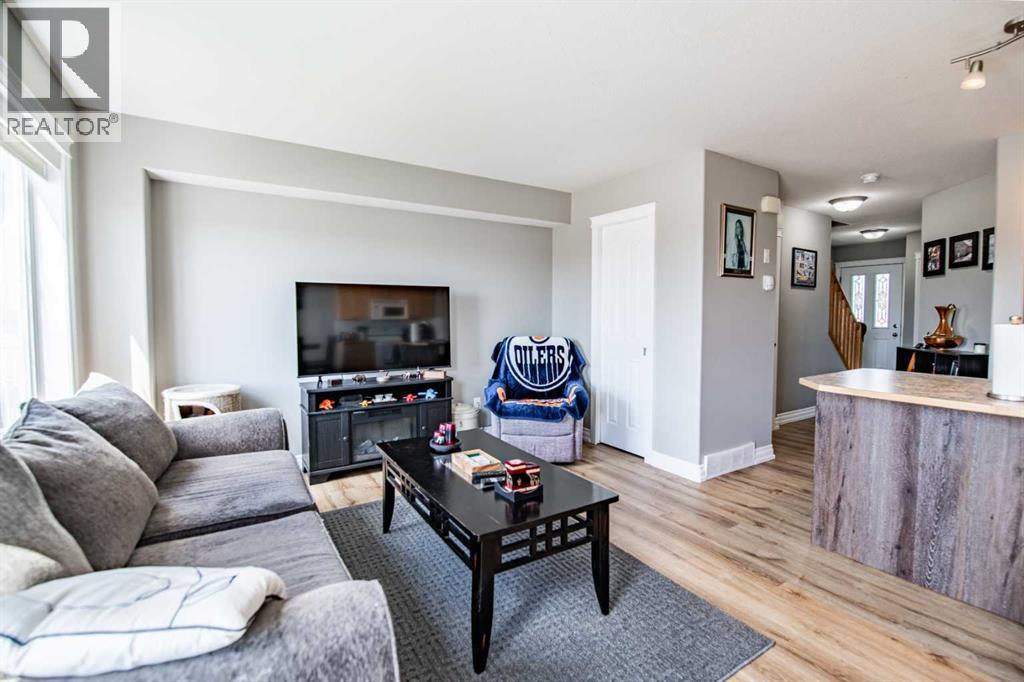 #6 2002 22 Avenue - 5
