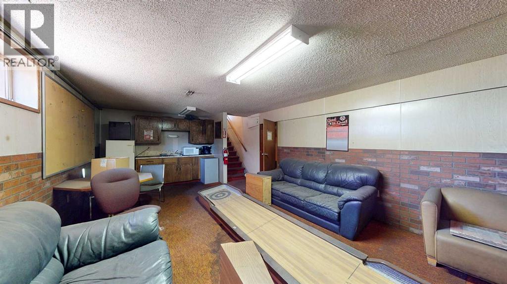666 15 Street Southwest - Photo 29