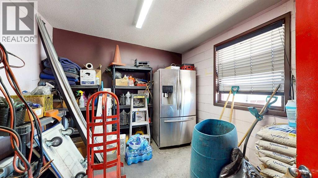 666 15 Street Southwest - Photo 26