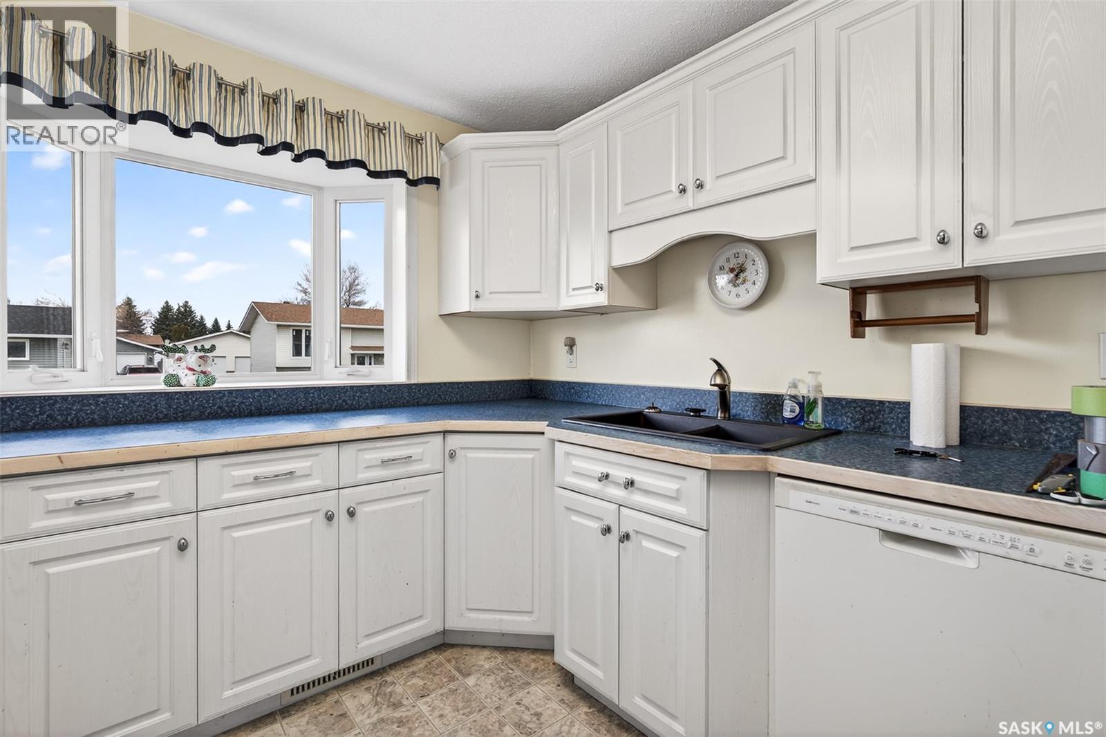 29 Edelweiss CRESCENT - 14