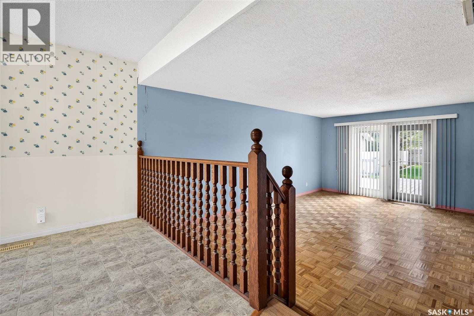 29 Edelweiss CRESCENT - 25