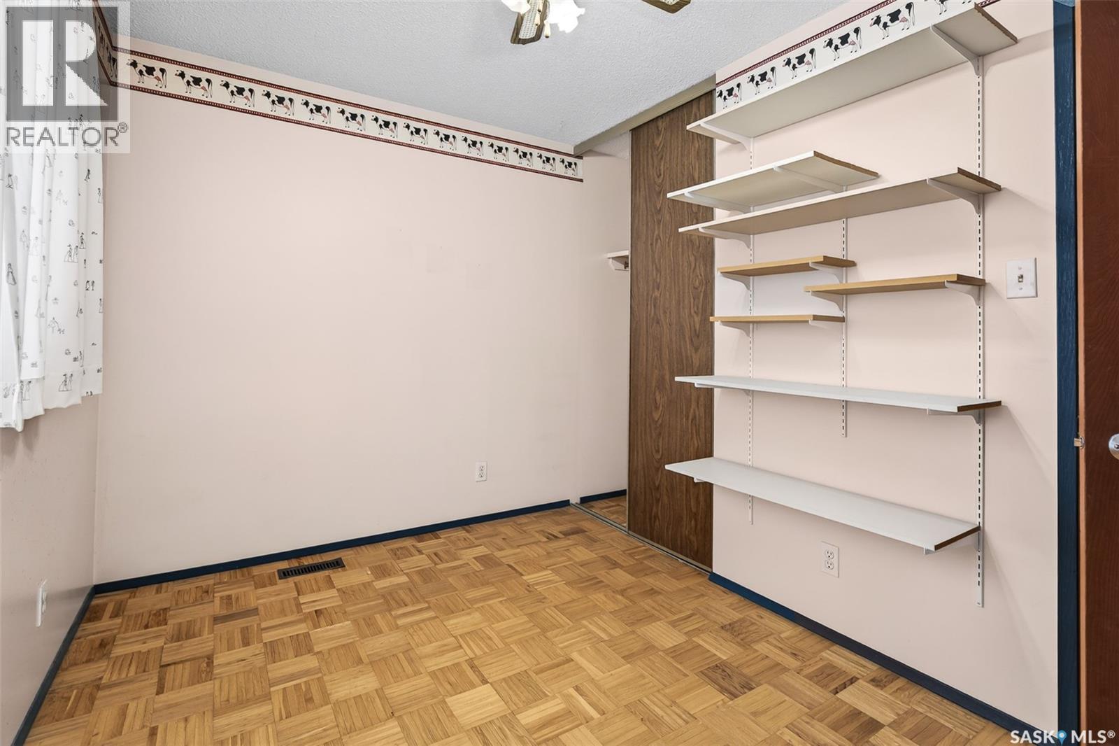 29 Edelweiss CRESCENT - 39