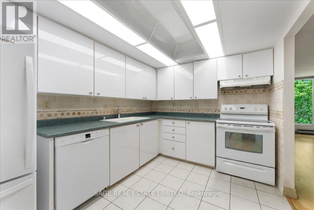 #209 360 BLOOR STREET E - 13