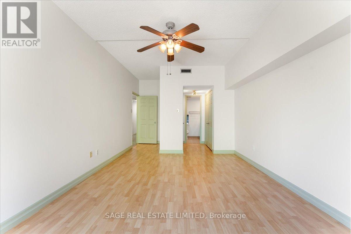 #209 360 BLOOR STREET E - 21