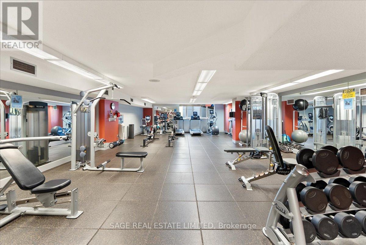 #209 360 BLOOR STREET E - 36