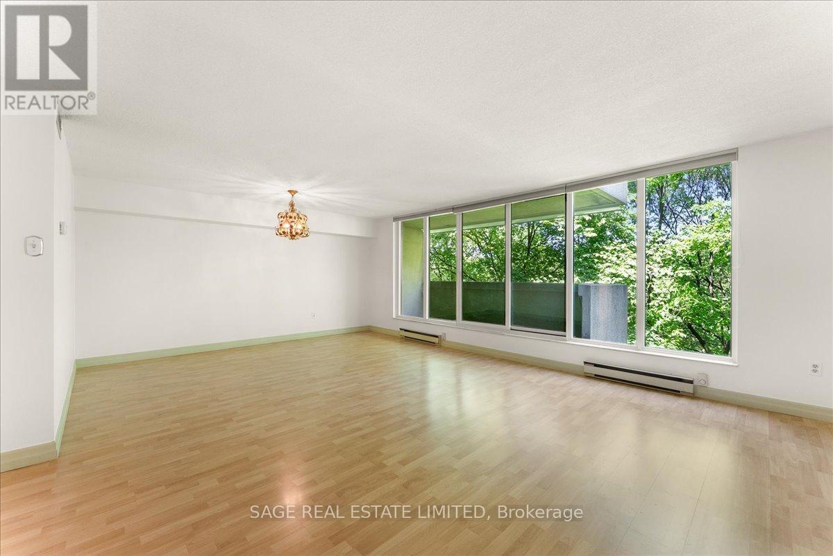 #209 360 BLOOR STREET E - 4