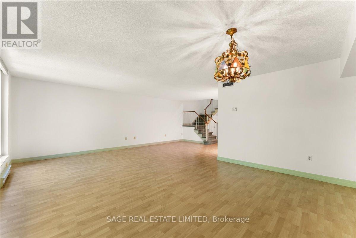 #209 360 BLOOR STREET E - 7