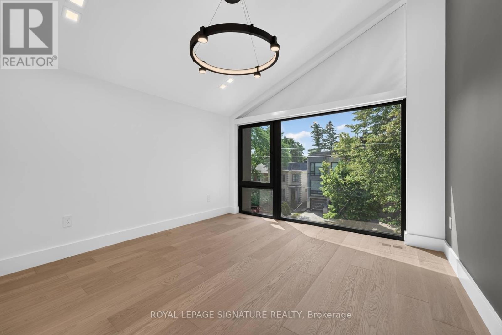 156 SNOWDON AVENUE - 34