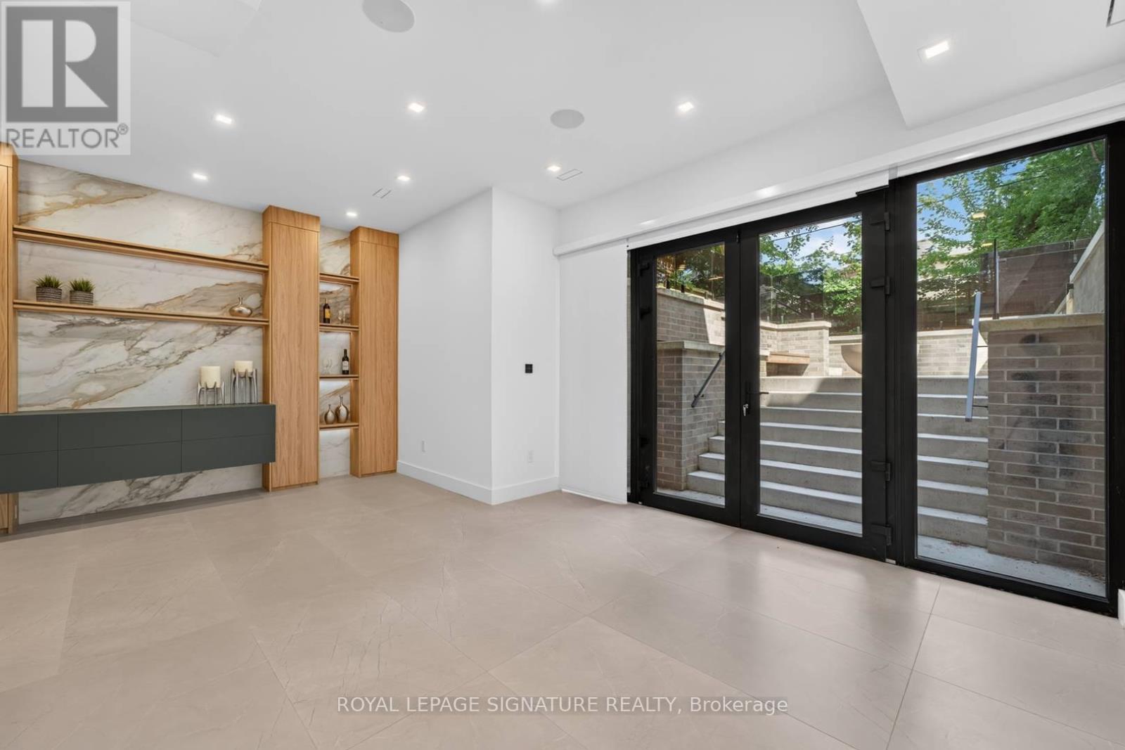 156 SNOWDON AVENUE - 38