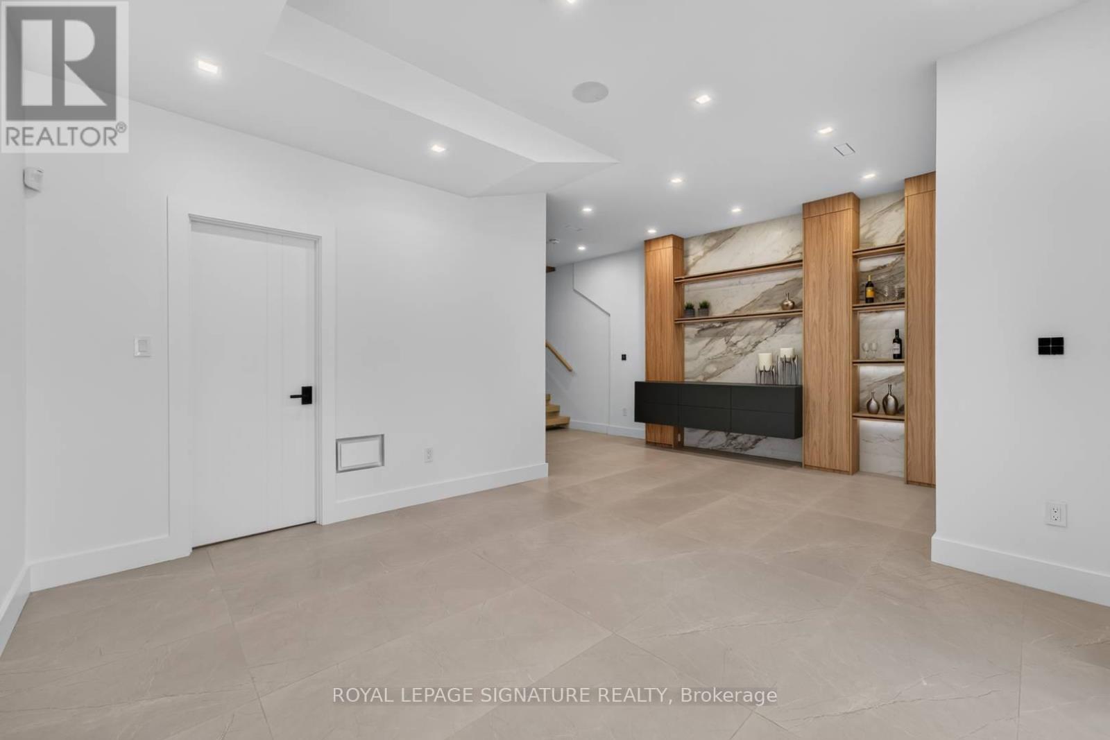 156 SNOWDON AVENUE - 40