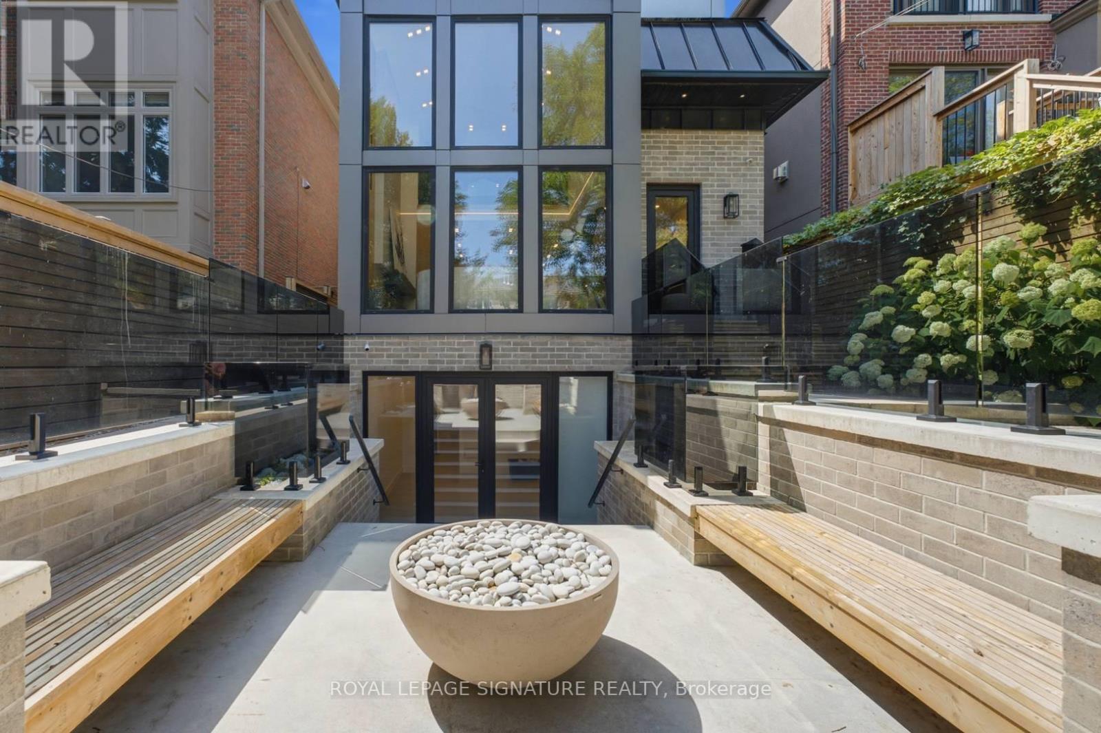 156 SNOWDON AVENUE - 46