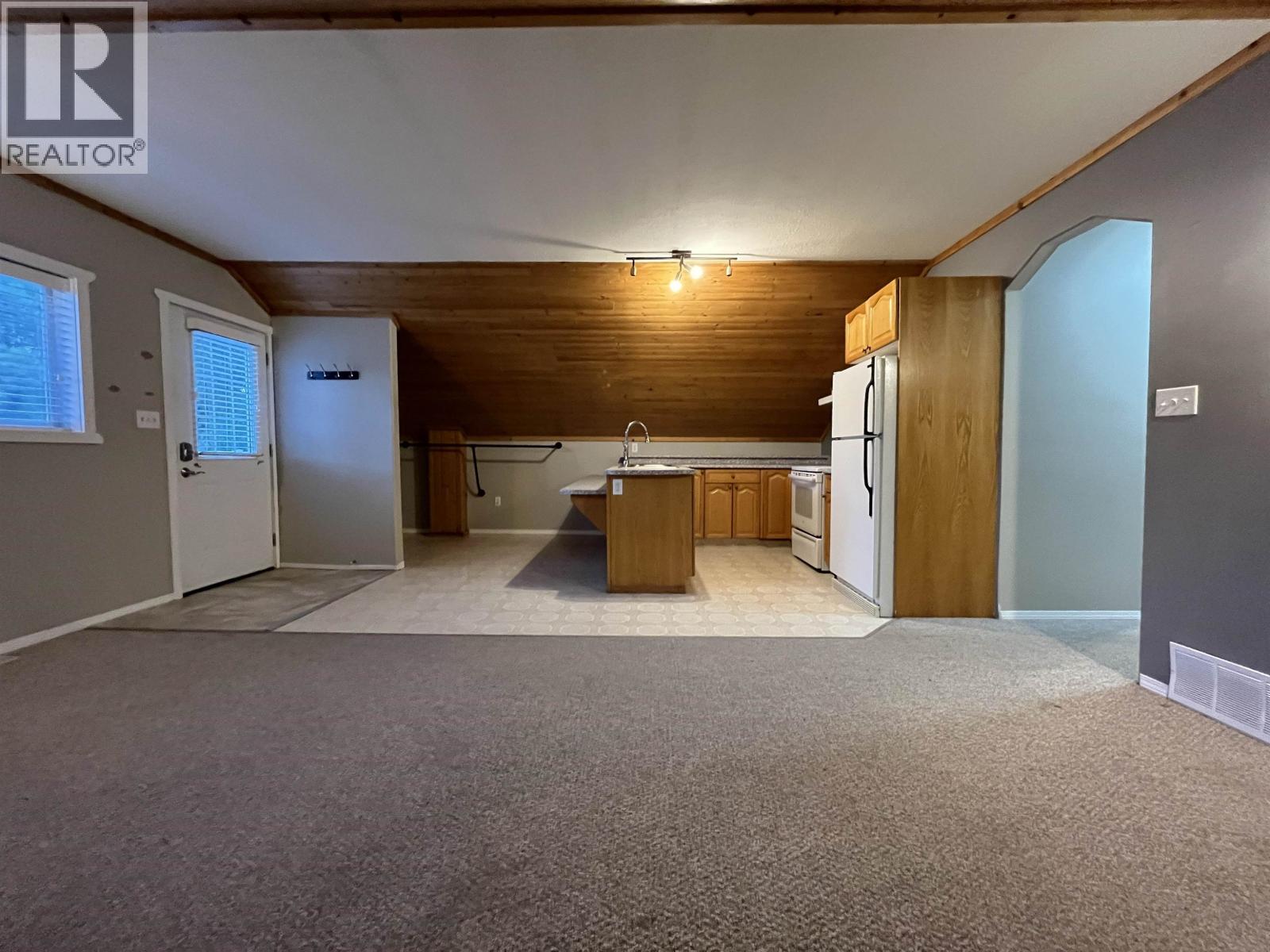 Photo 24 of 35 — 8230 PETER ROAD · Prince George, BC