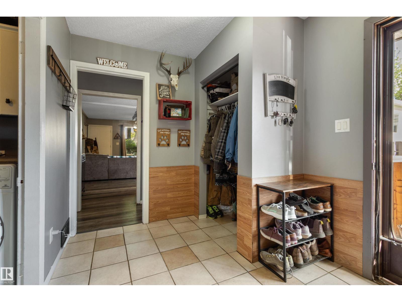 4808 43 ST — photo 14