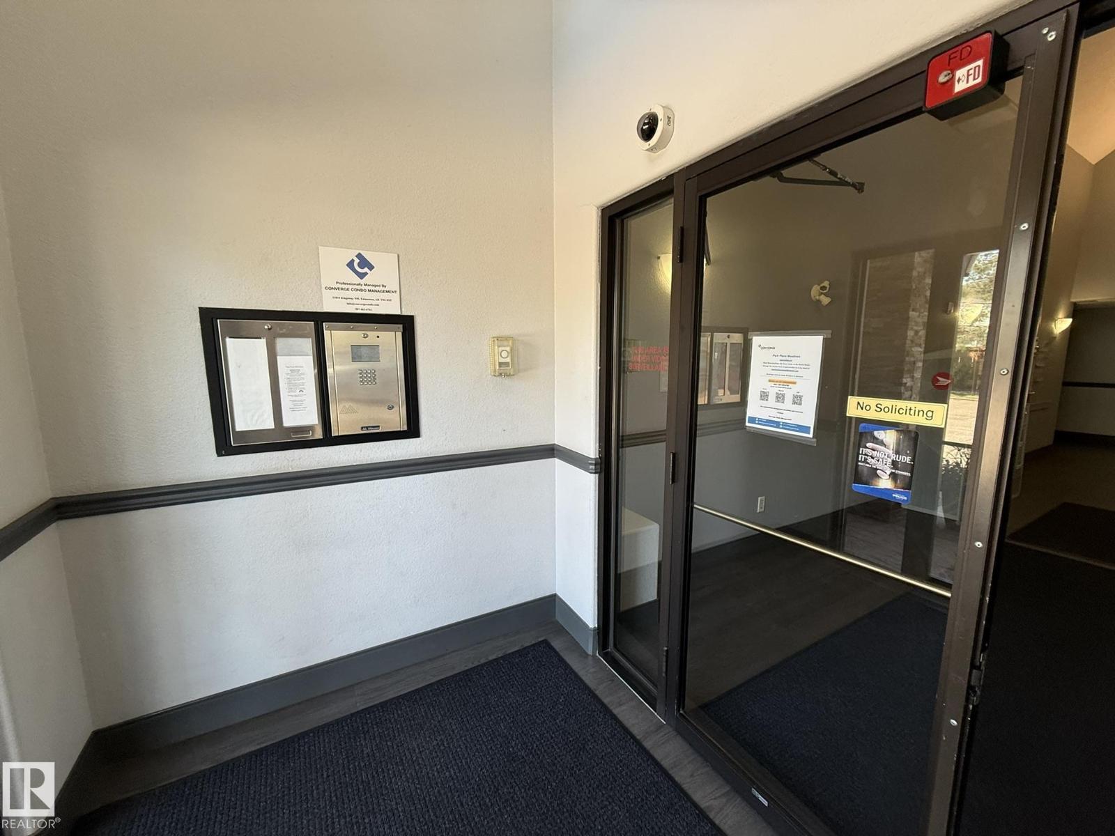 #205 3425 19 ST NW - 28
