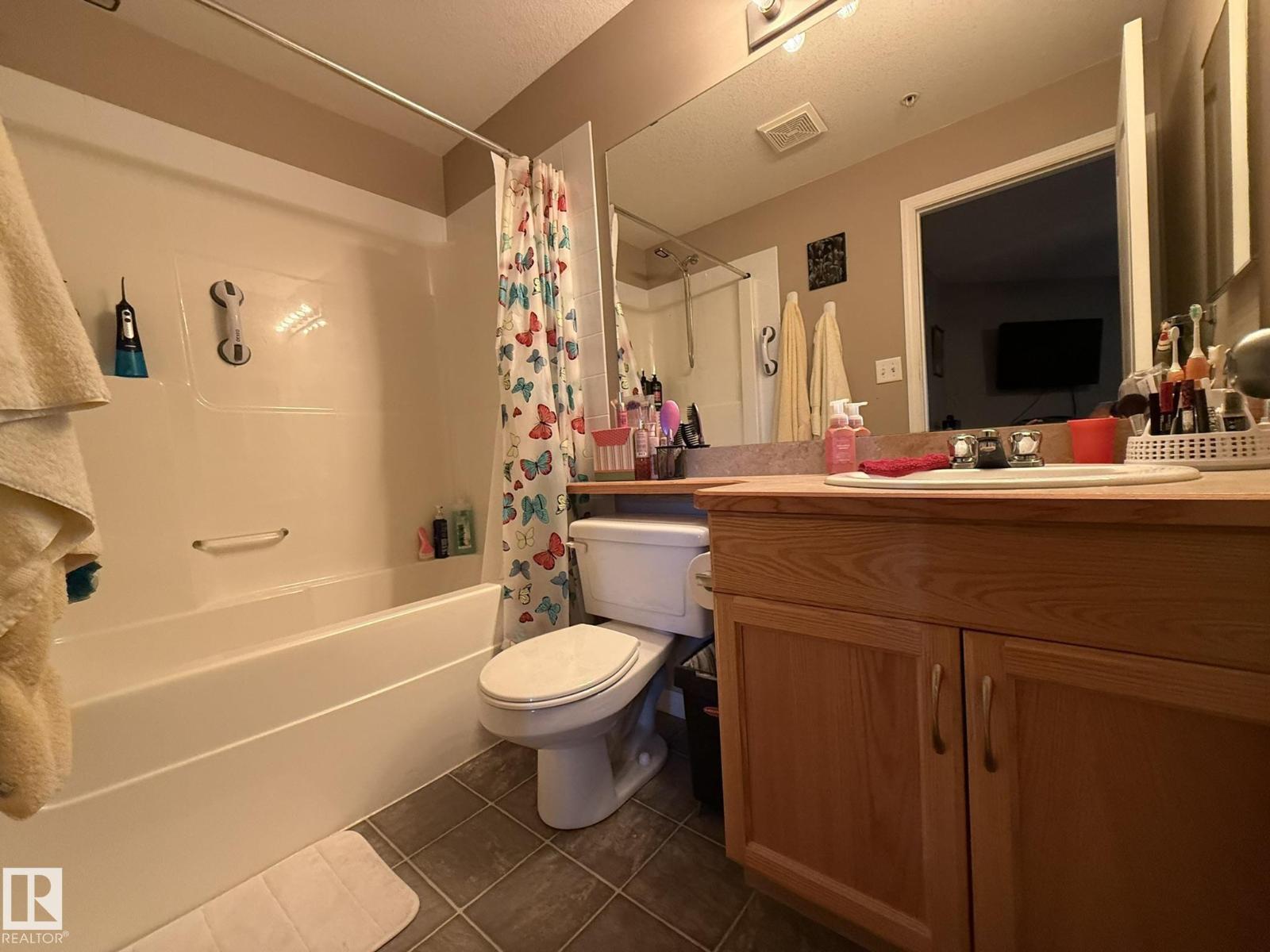 #205 3425 19 ST NW - 16