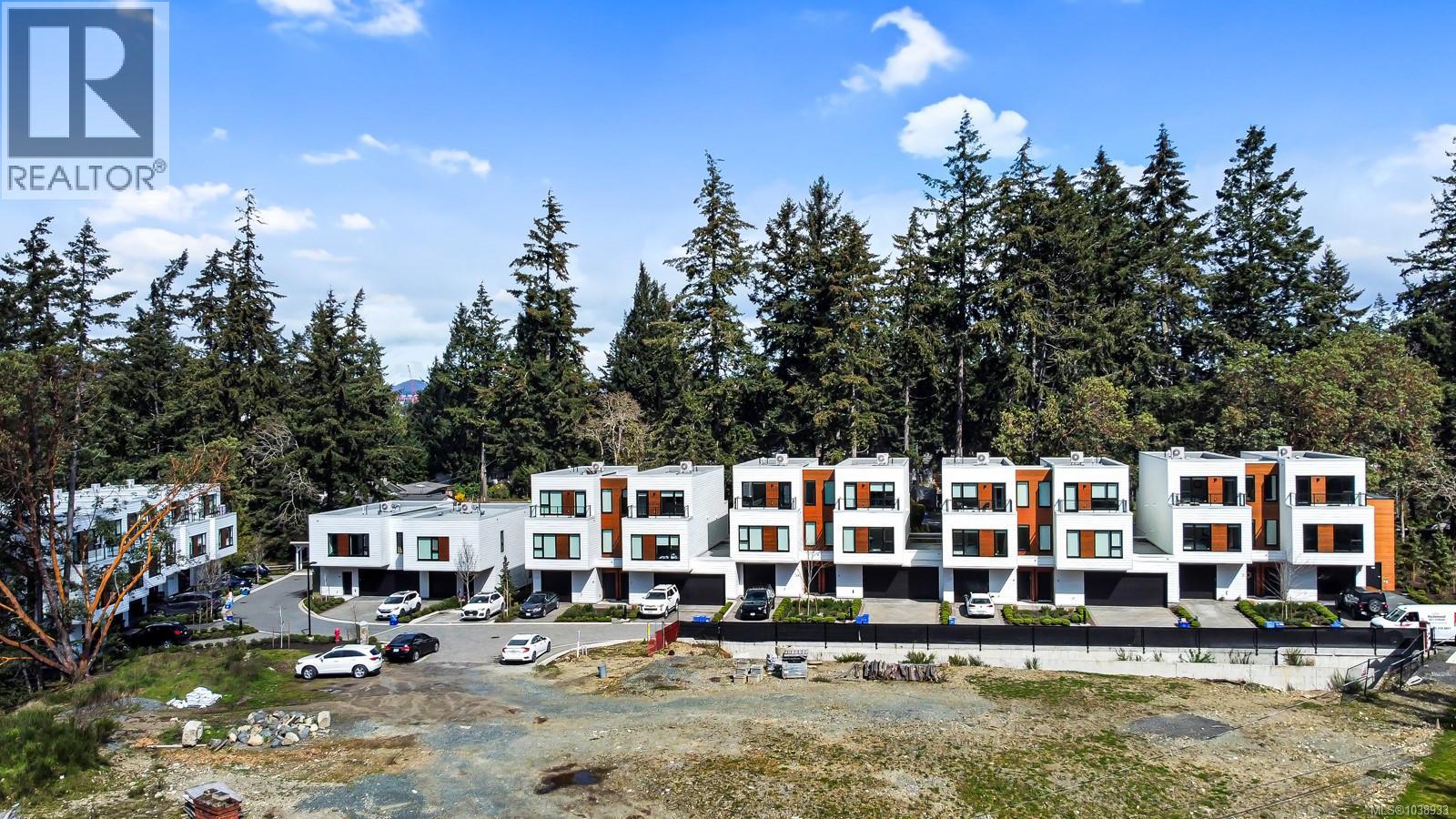 #10 2330 Sooke Rd - 11