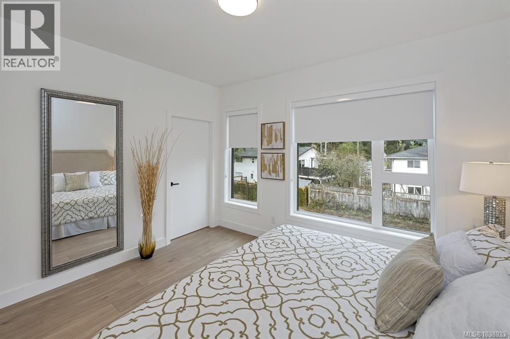 #10 2330 Sooke Rd - 21
