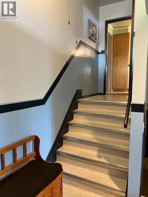 1121 ERICKSON Road - 26