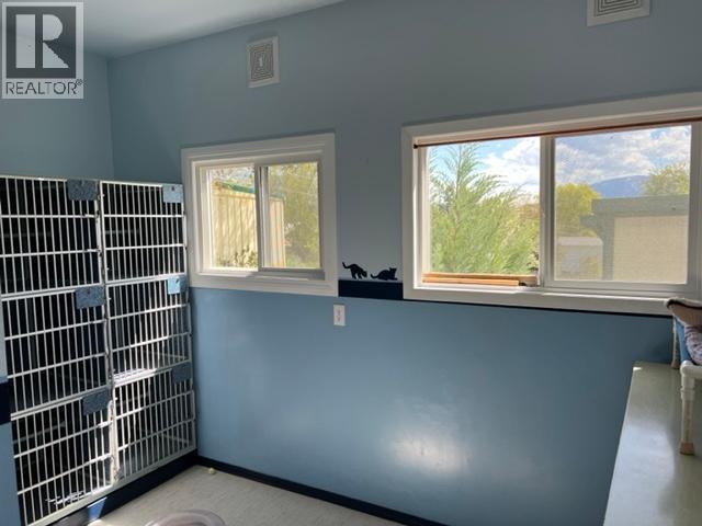 1121 ERICKSON Road - 28
