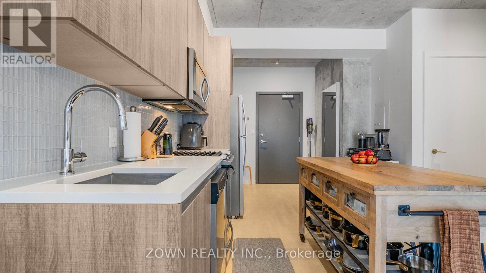 #222 246 LOGAN AVENUE - Image 16