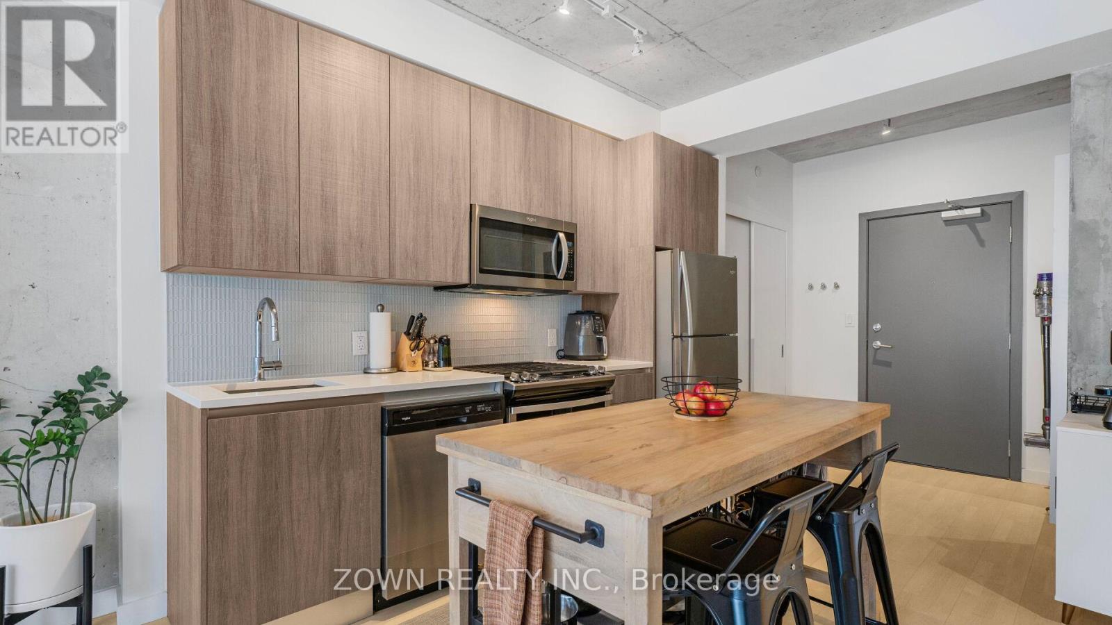 #222 246 LOGAN AVENUE - Image 17