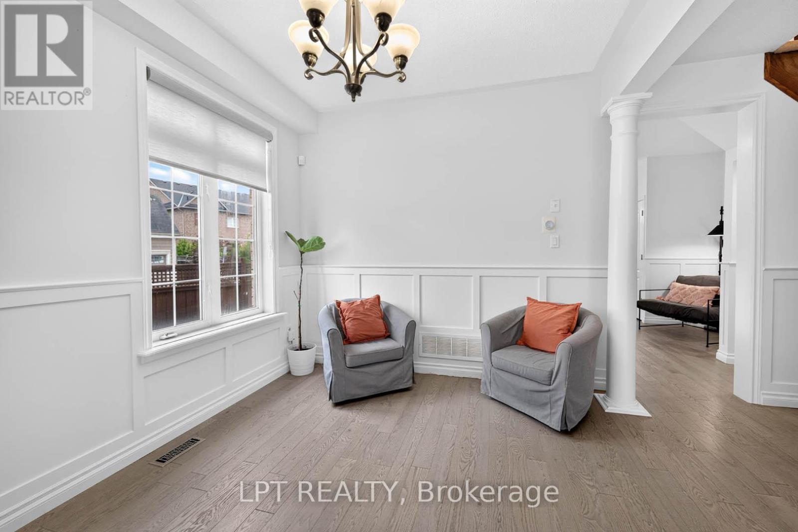 32 WILLIAM GASPAR COURT - 11