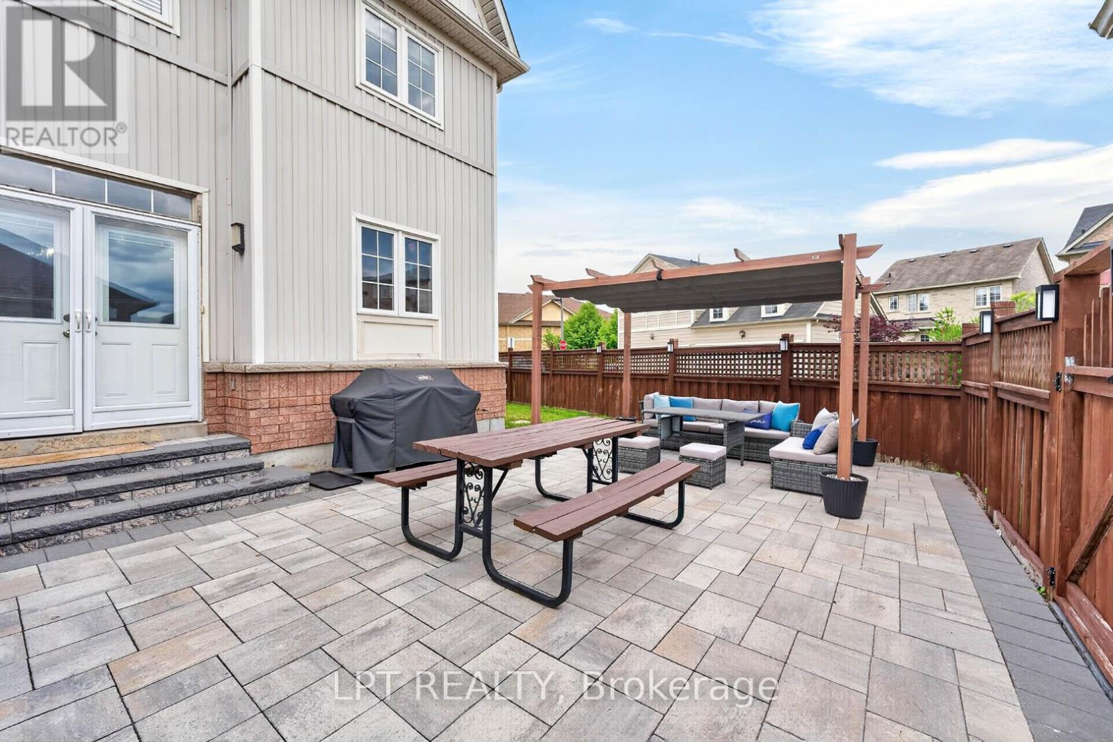 32 WILLIAM GASPAR COURT - 36