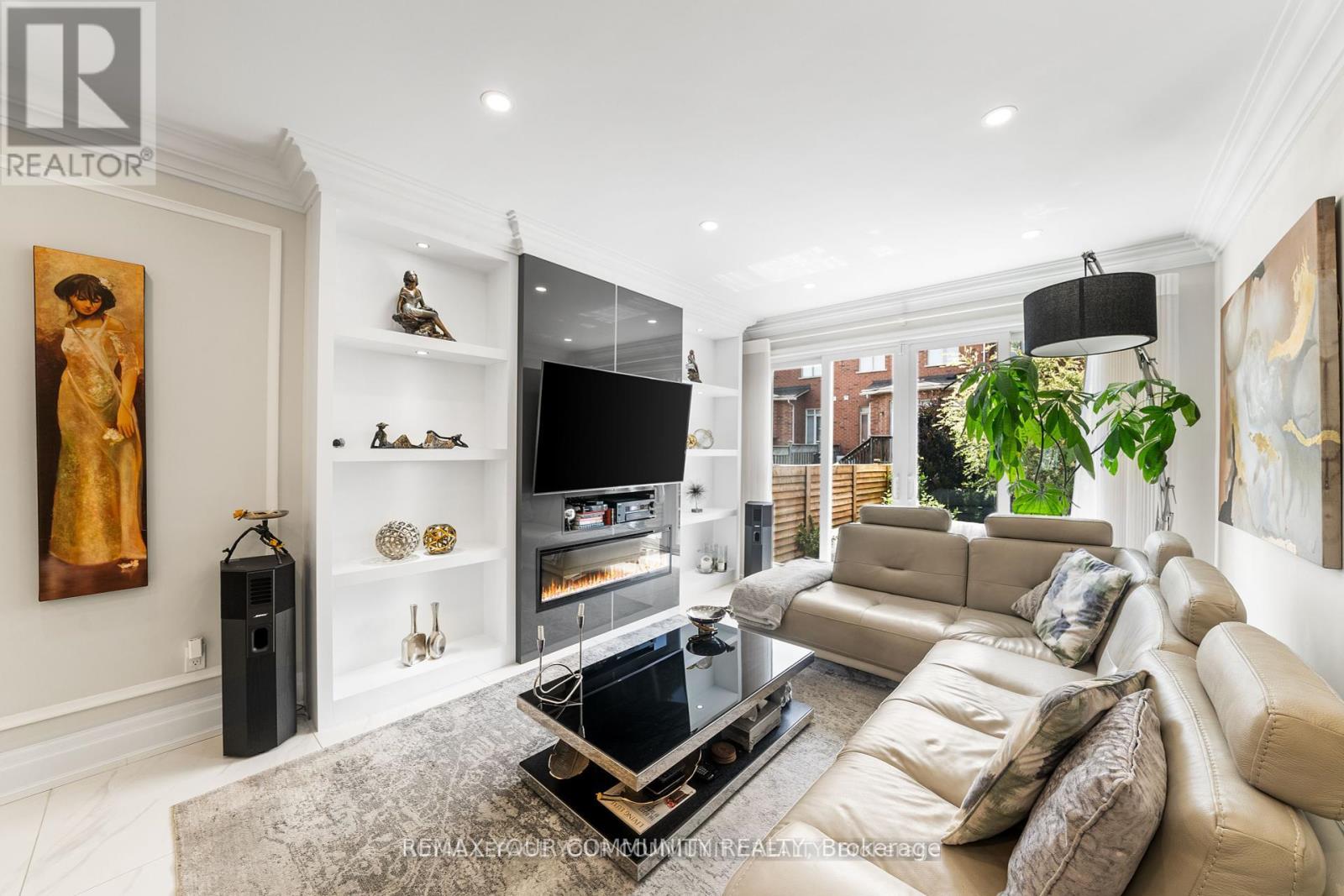 37 COPPERSTONE CRESCENT - 12