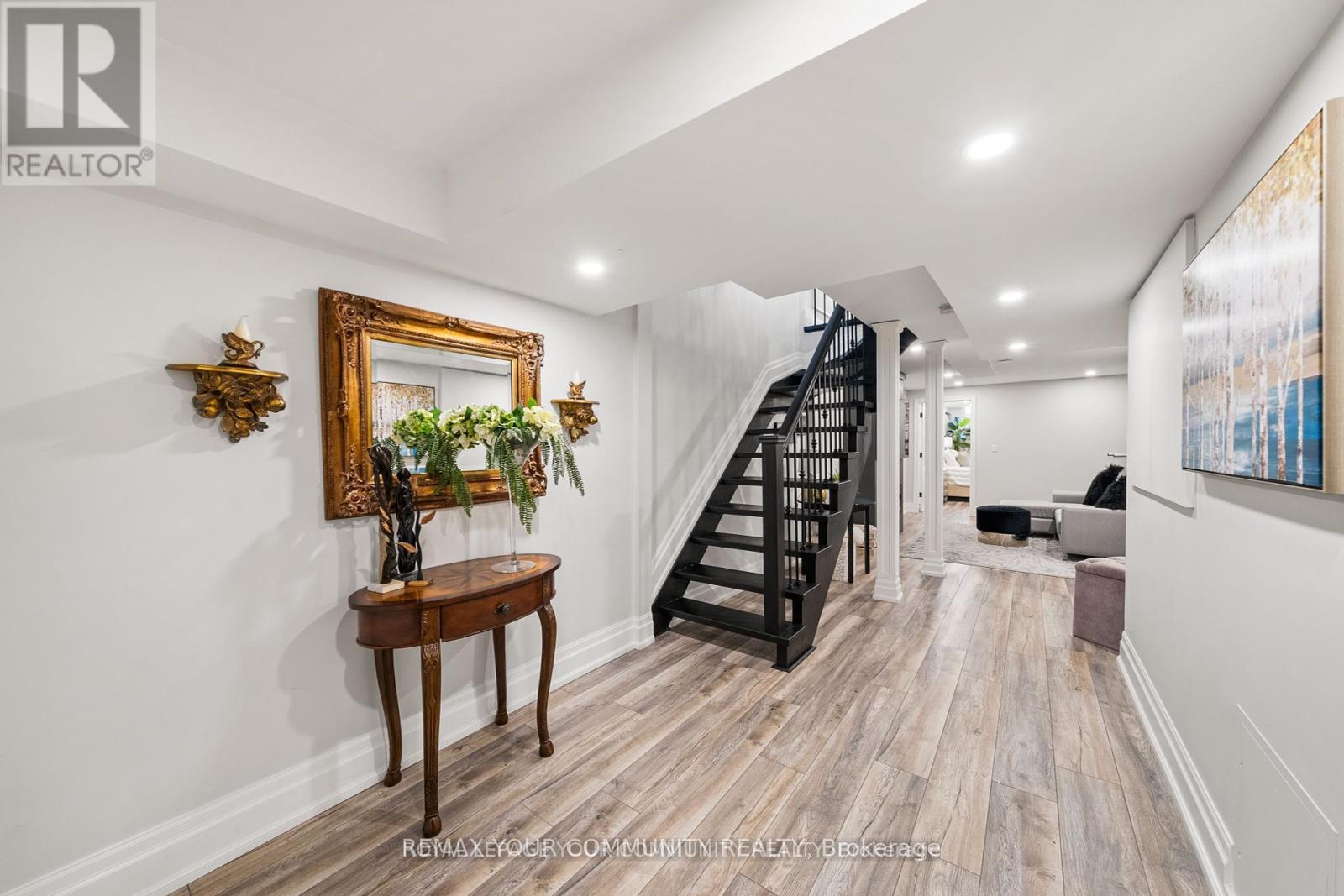 37 COPPERSTONE CRESCENT - 26