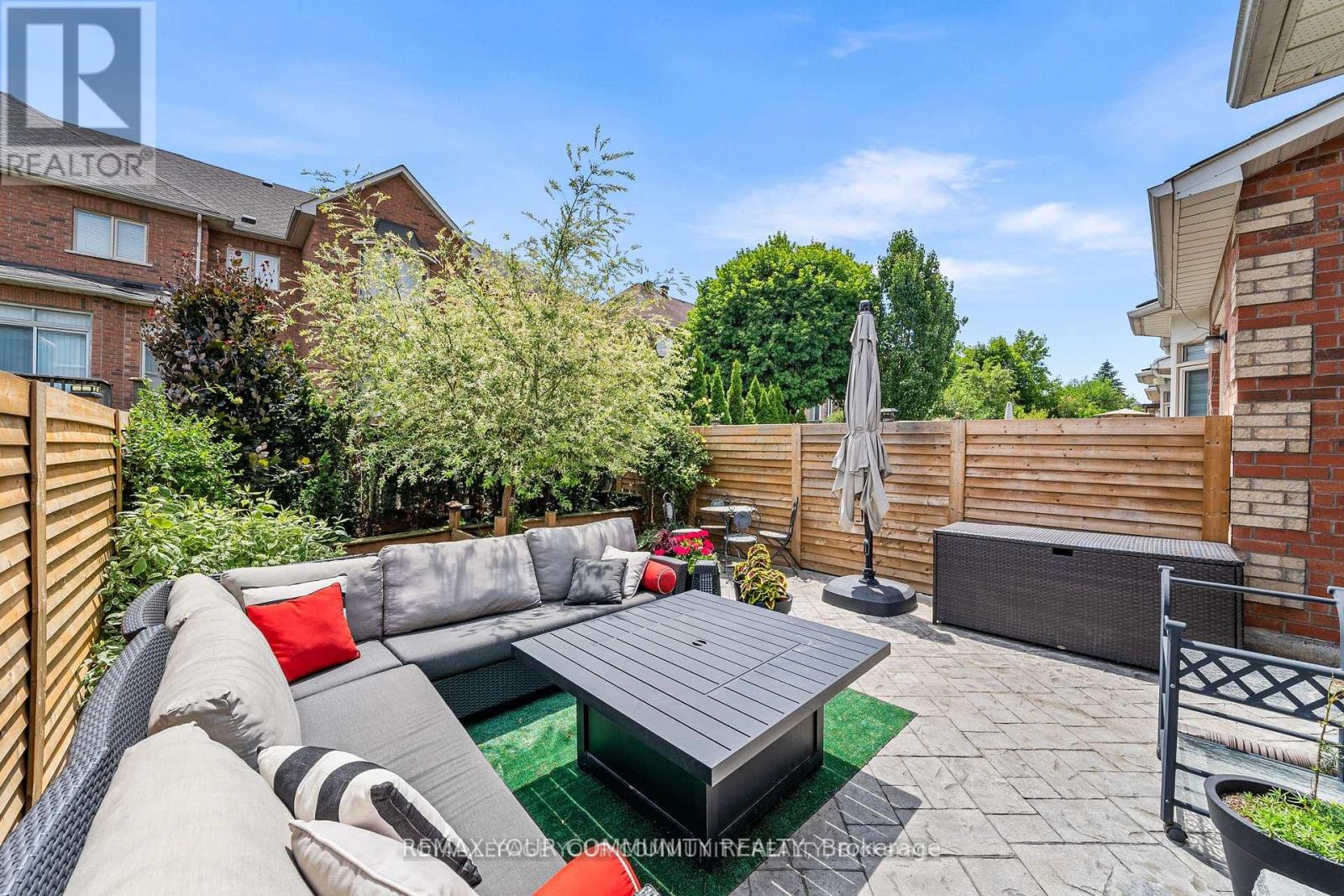 37 COPPERSTONE CRESCENT - 37