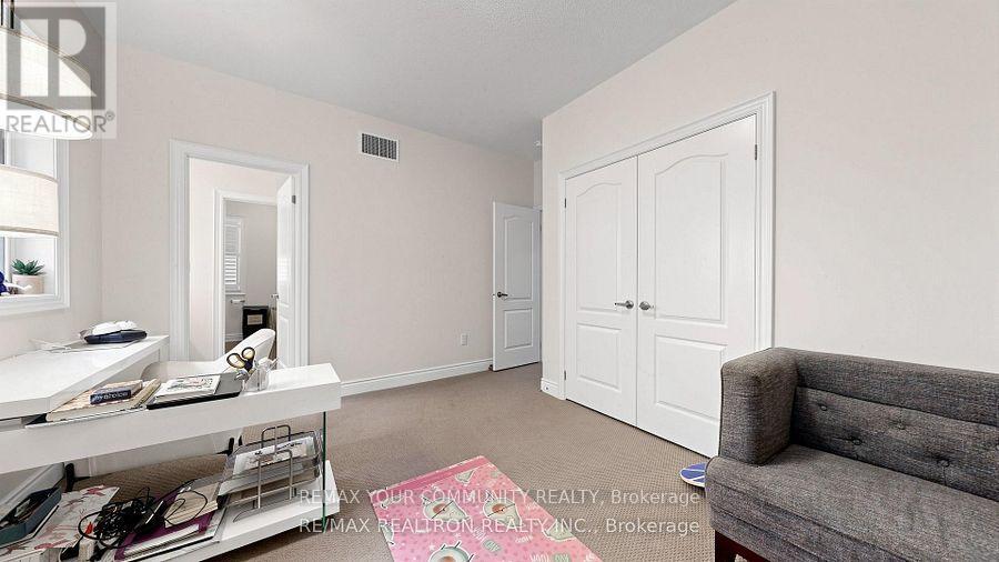 40 MEADOWSWEET LANE - 38