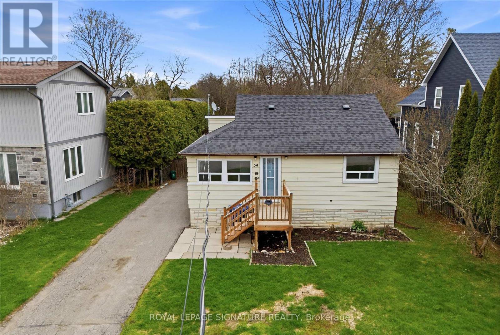 54 FARLEY CIRCLE - 1