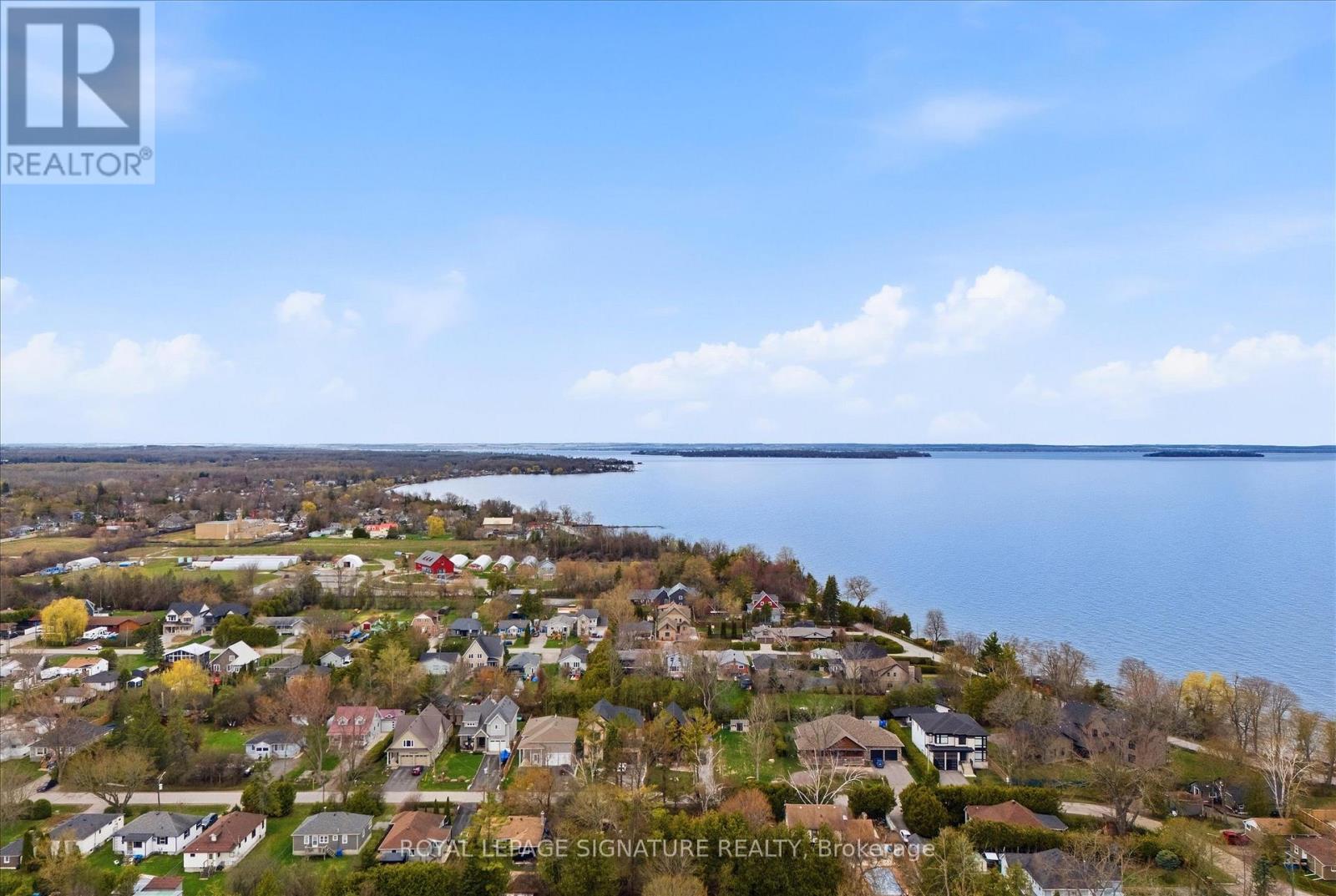 54 FARLEY CIRCLE - 34