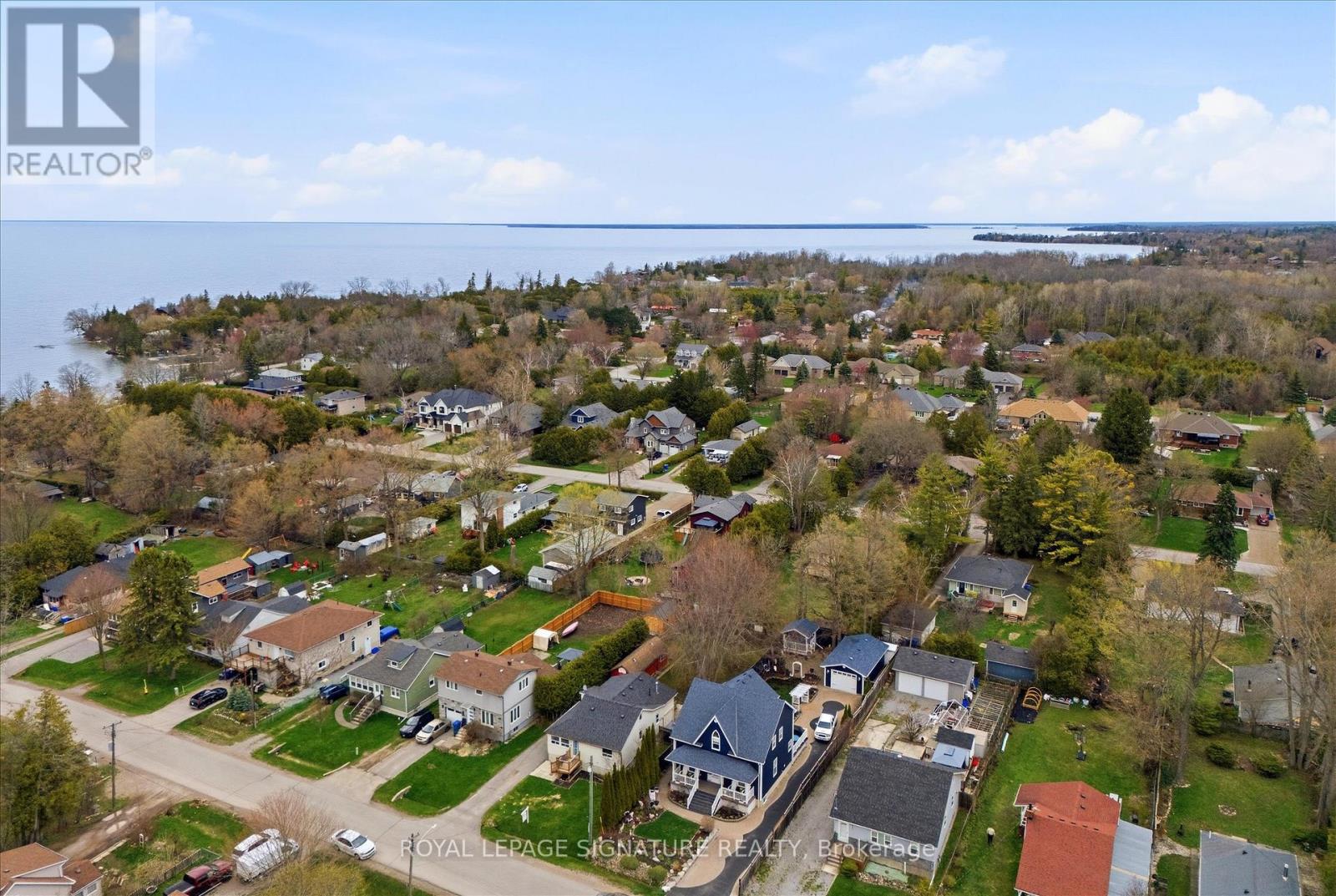 54 FARLEY CIRCLE - 39