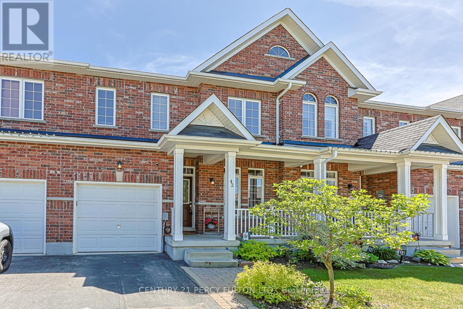 42 ARTHUR CASE CRESCENT - 3