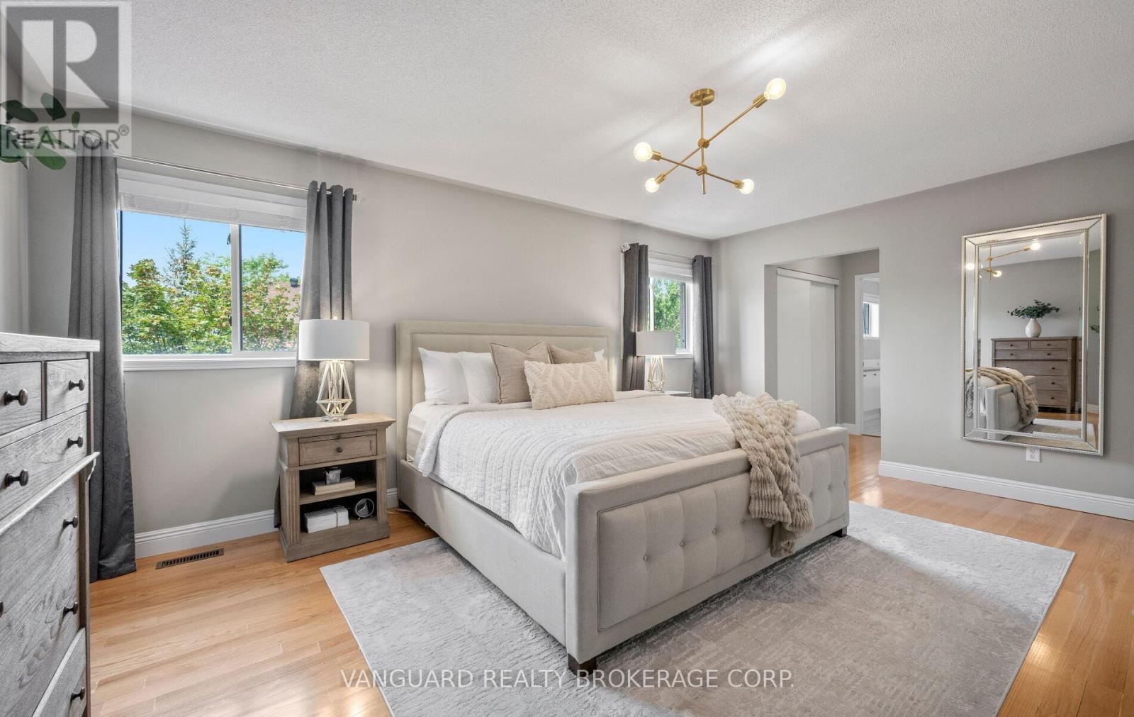22 MONTEITH CRESCENT - 25