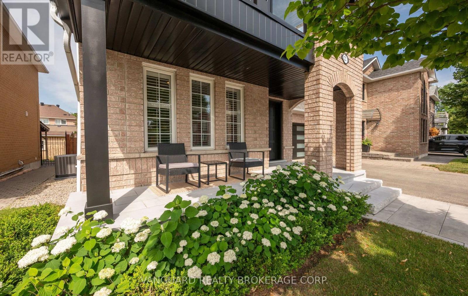 22 MONTEITH CRESCENT - 4