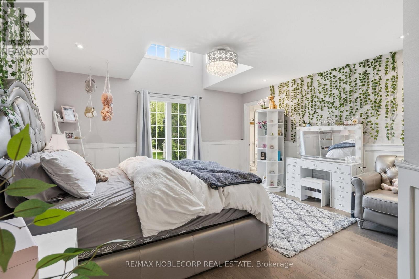 80 CARMICHAEL CRESCENT - Image 33