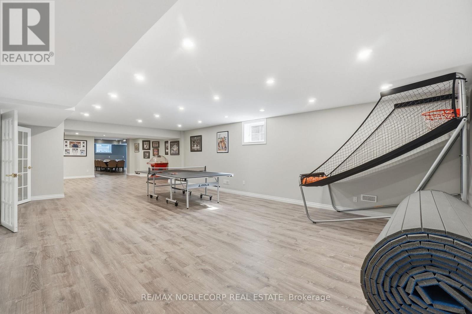 80 CARMICHAEL CRESCENT - Image 40