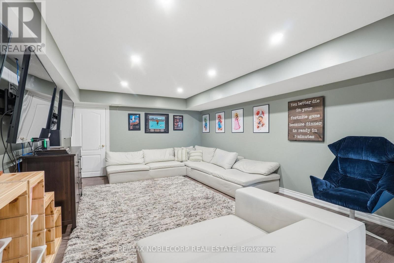 80 CARMICHAEL CRESCENT - Image 43