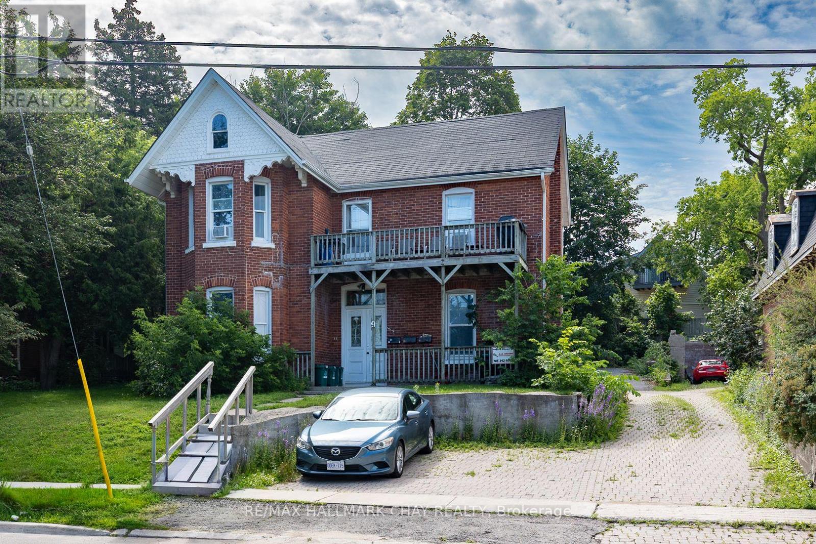 9 PENETANG STREET - 10