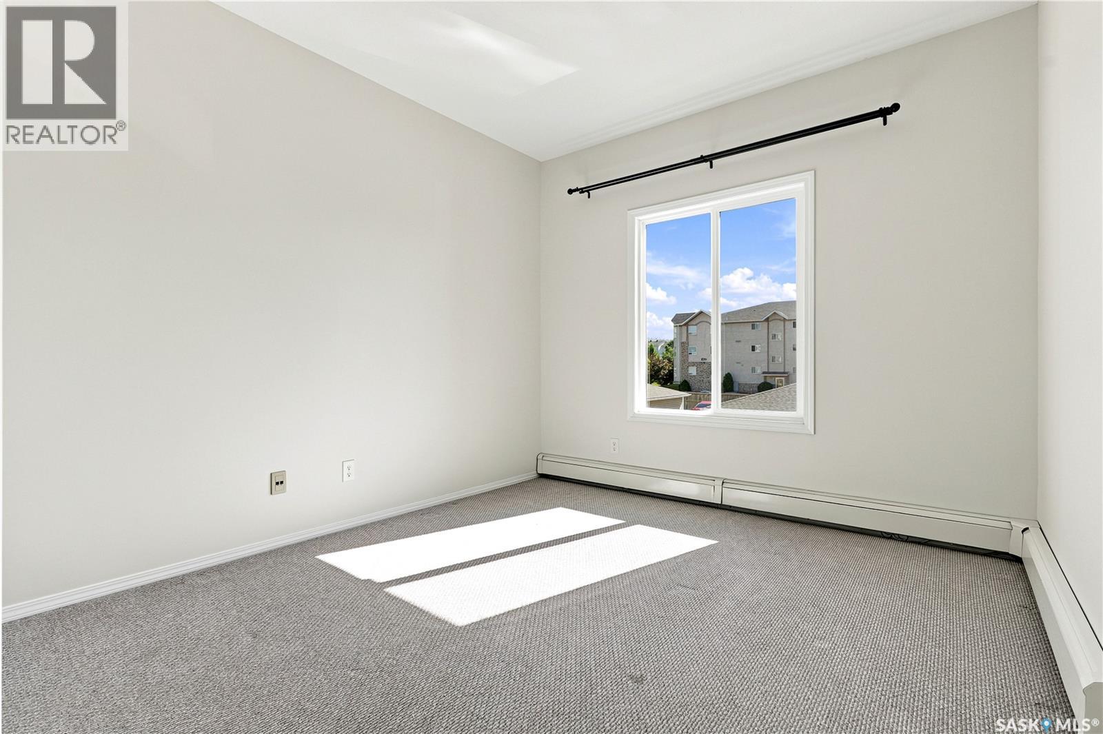 #209 302 Nelson ROAD - 19