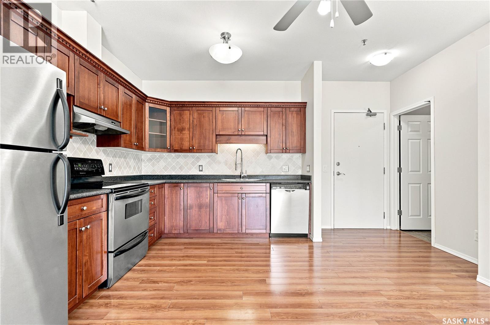 #209 302 Nelson ROAD - 6