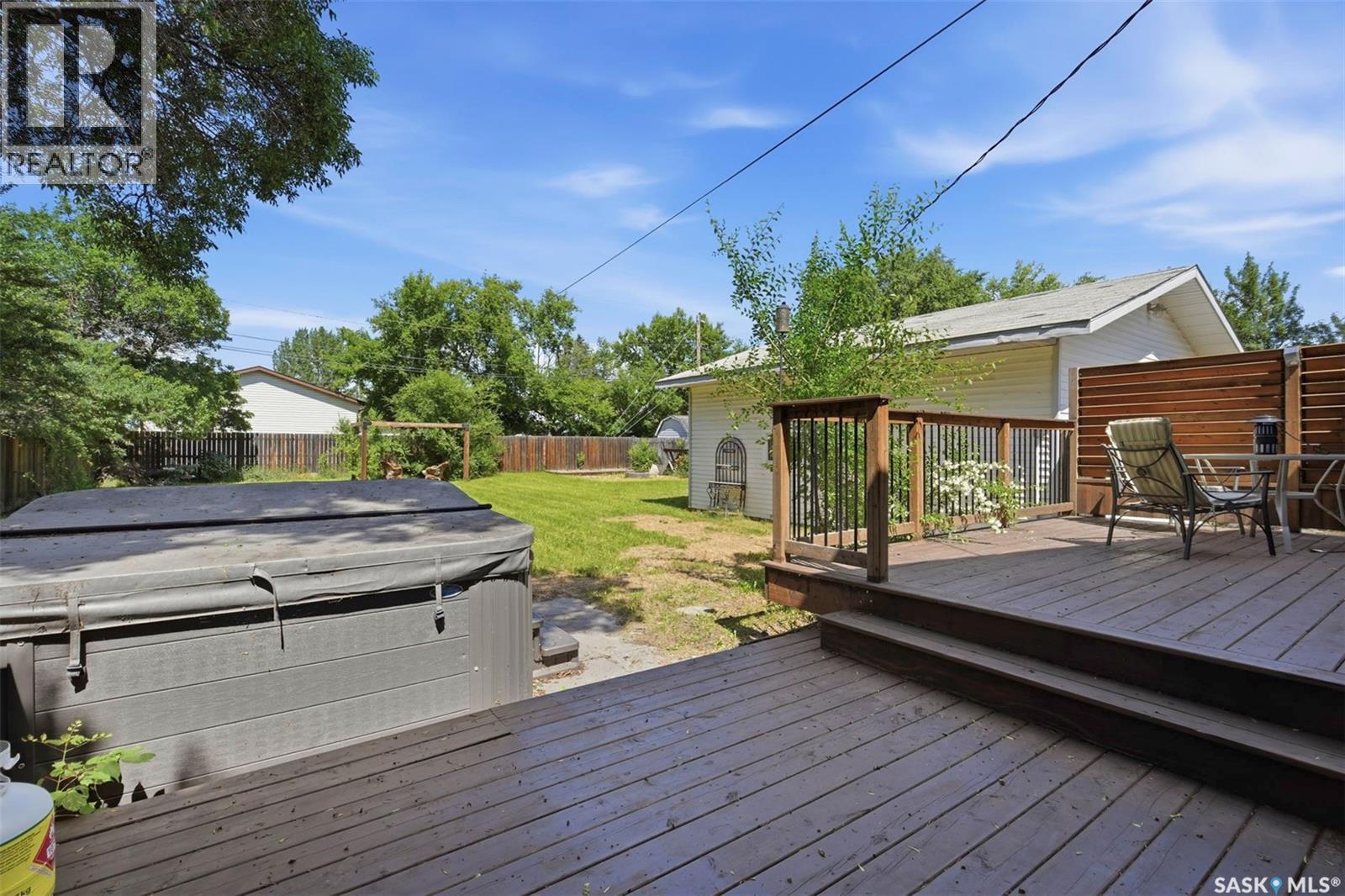 312 3rd STREET W - 37