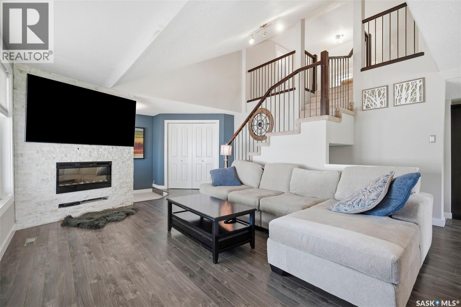 312 3rd STREET W - 6