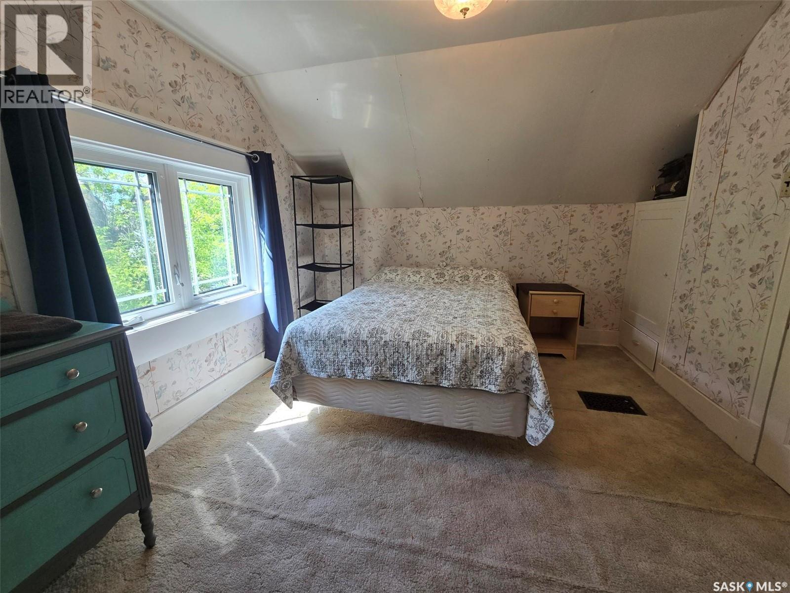 629 Nina STREET - 34